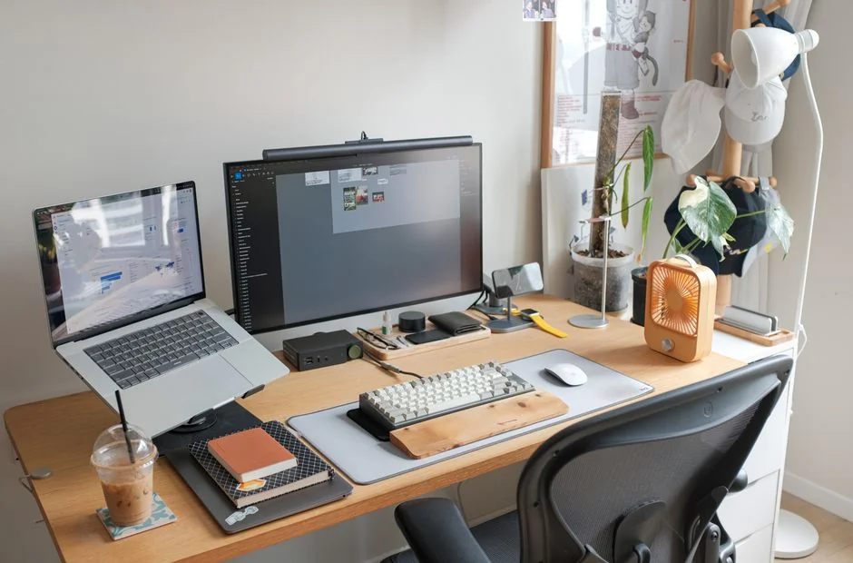 services-02 A modern workspace with a laptop, tablet, and smartphones on display, well suited for tech projects and freelance work.